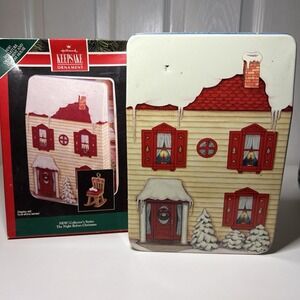 Hallmark Keepsake Night Before Christmas 1992 Pressed Tin Display House Ornament